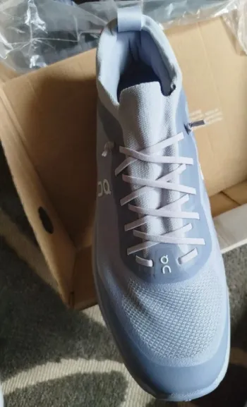 Used Ideal On Cloud Laufschuhe Größe 43 bike