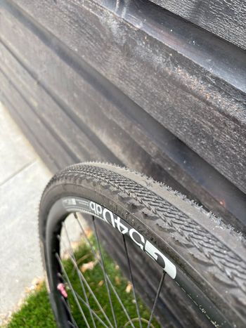 Used Dt Swiss G540 Gravel Wheelset with Tyres bike — image 5 of 5