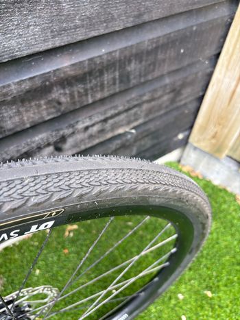 Used Dt Swiss G540 Gravel Wheelset with Tyres bike — image 4 of 5