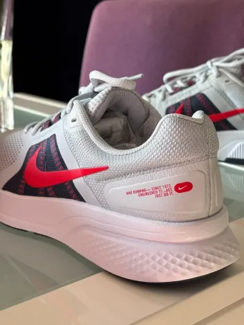 Used Nike Run Swift 2 bike — image 2 of 6