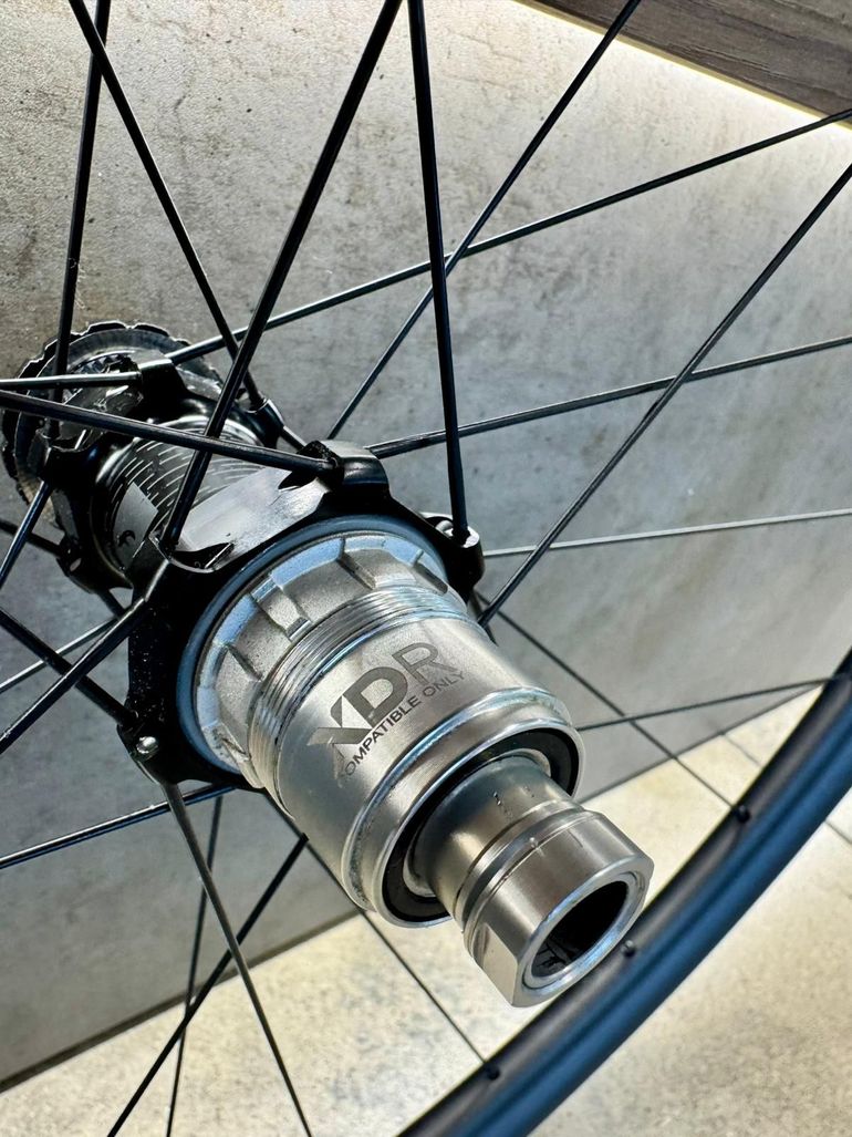 Used Fulcrum Rapid Red Carbon Wheelset 2026 bike — image 6 of 9