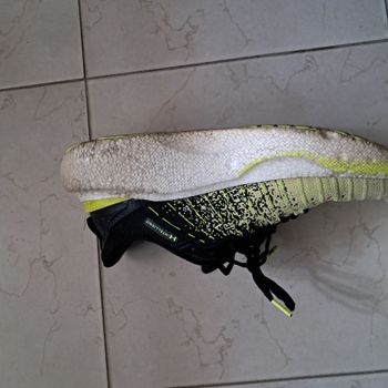 Použité Under Armour hovr 2024 bike — obrázek 3 z 6