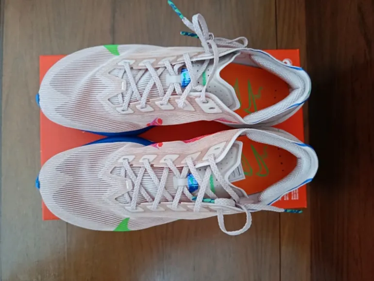 Used Scarpa Nike ZoomX Vaporfly Next% 4 Eliud Kipchoge Edition bike — image 6 of 8