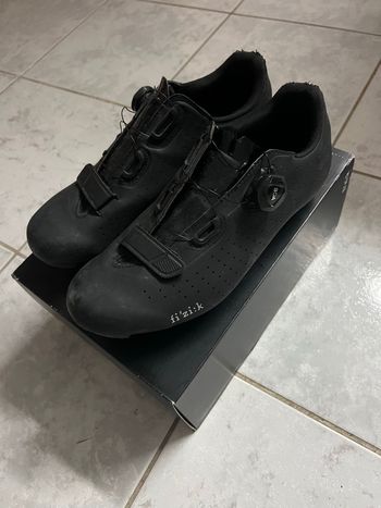 Fizik OVERCURVE RS bike d'occasion