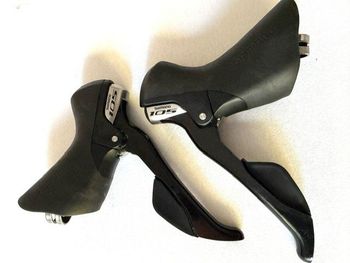 Used Shimano 105 ST-5800 11-speed 2x11 bike