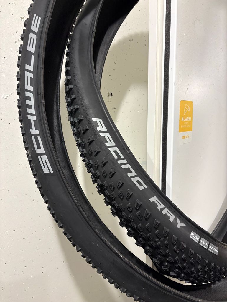 Schwalbe Racing Ray Performance Addix TLR 29 x 2, 25 bike d'occasion — image 1 sur 8