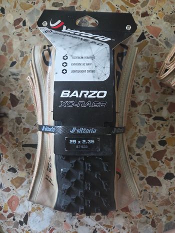 Vittoria barzo xc race bike d'occasion