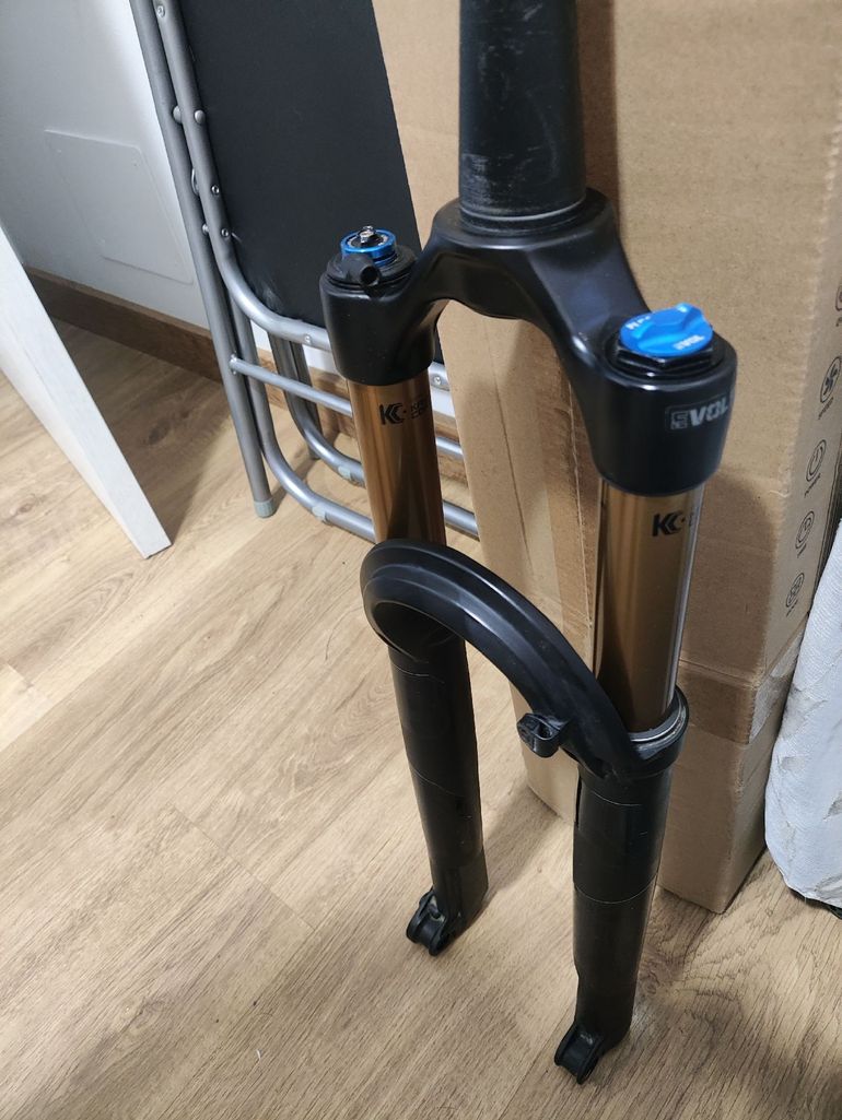 Używany Fox 34 Factory SC Fit4 bike — zdjęcie 2 z 15