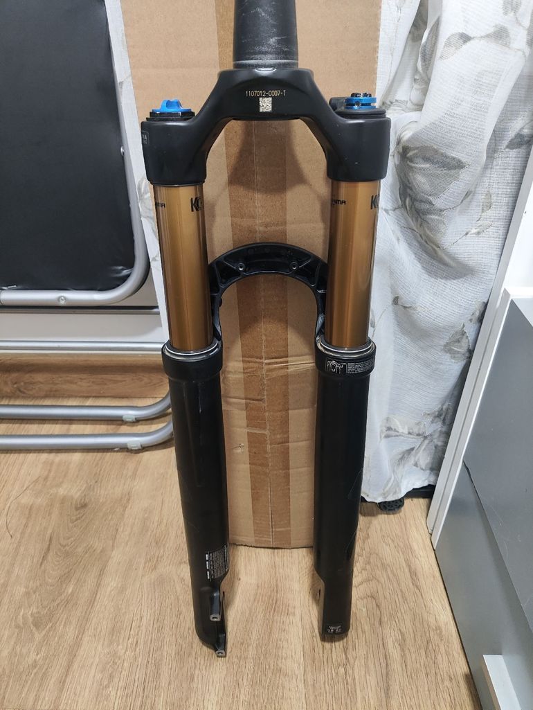 Używany Fox 34 Factory SC Fit4 bike — zdjęcie 3 z 15