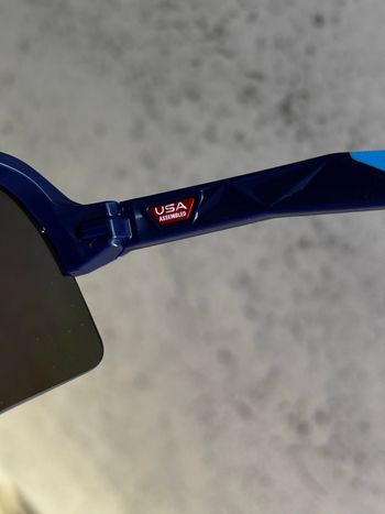 Used Oakley Sutro Sweep 2025 bike — image 2 of 6