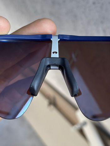 Used Oakley Sutro Sweep 2025 bike — image 4 of 6