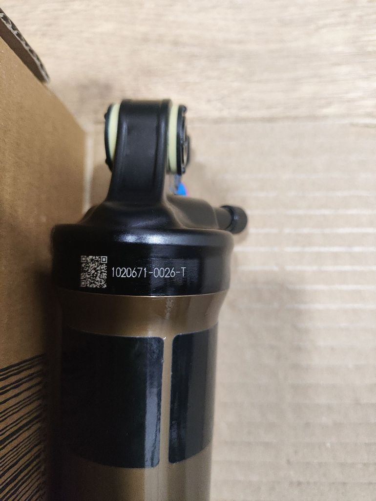 Used Fox Float DPS Factory 190x40 bike — image 6 of 10