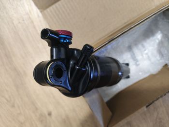Used Fox Float DPS Factory 190x40 bike — image 5 of 10