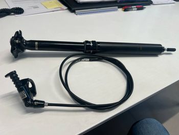 Used RockShox Reggisella 31.6 x 125 mm escursione bike — image 2 of 6