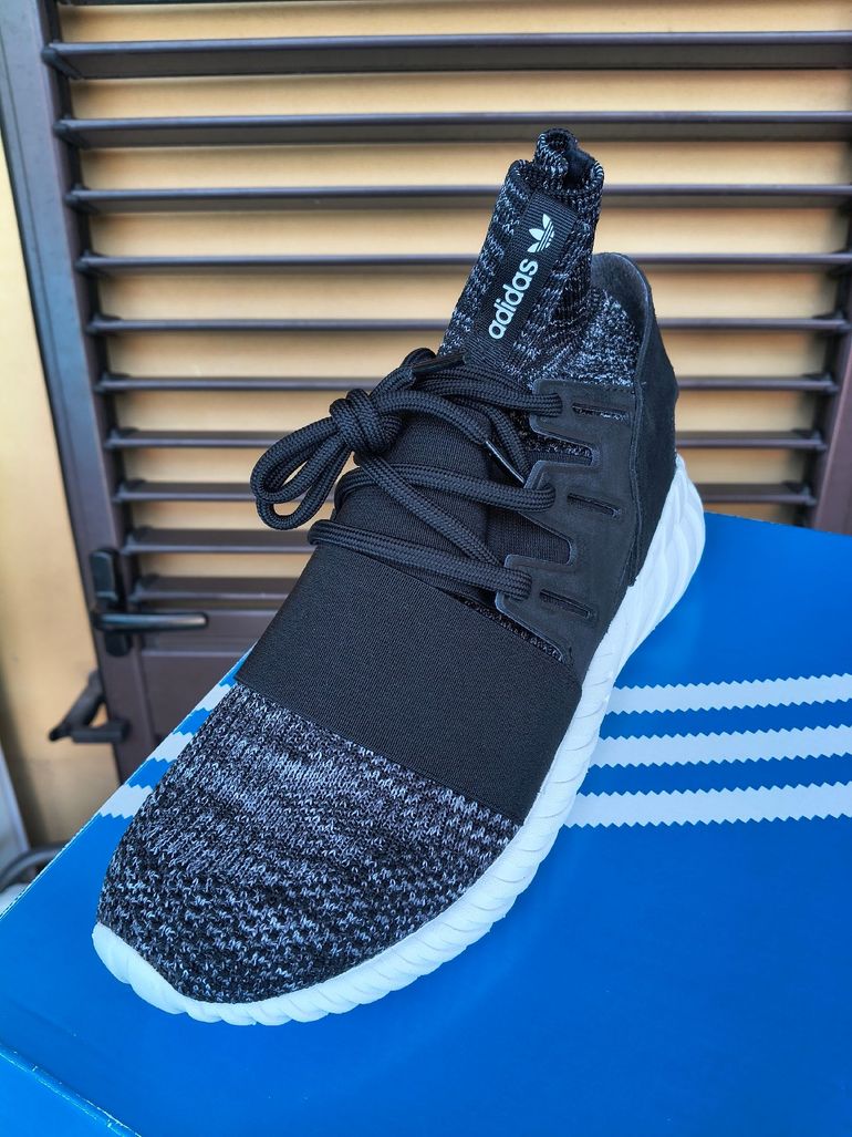 Used Adidas Tubular Doom Black Size 42.5 bike — image 1 of 9
