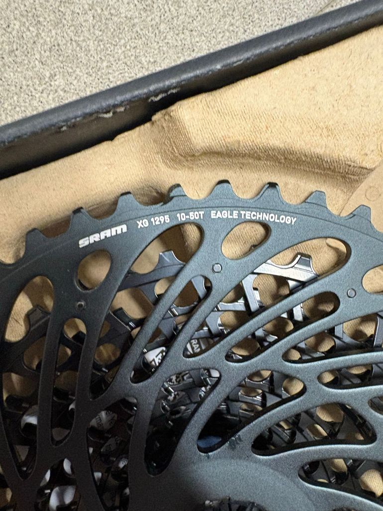Używany Sram XG-1295 Eagle X01 12-speed 10-50T bike — zdjęcie 5 z 6