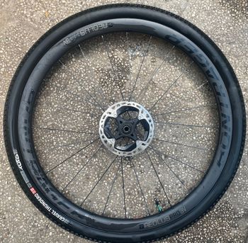 Bontrager Aeolus Pro 3V Wheelset 2022 bike d'occasion — image 2 sur 9