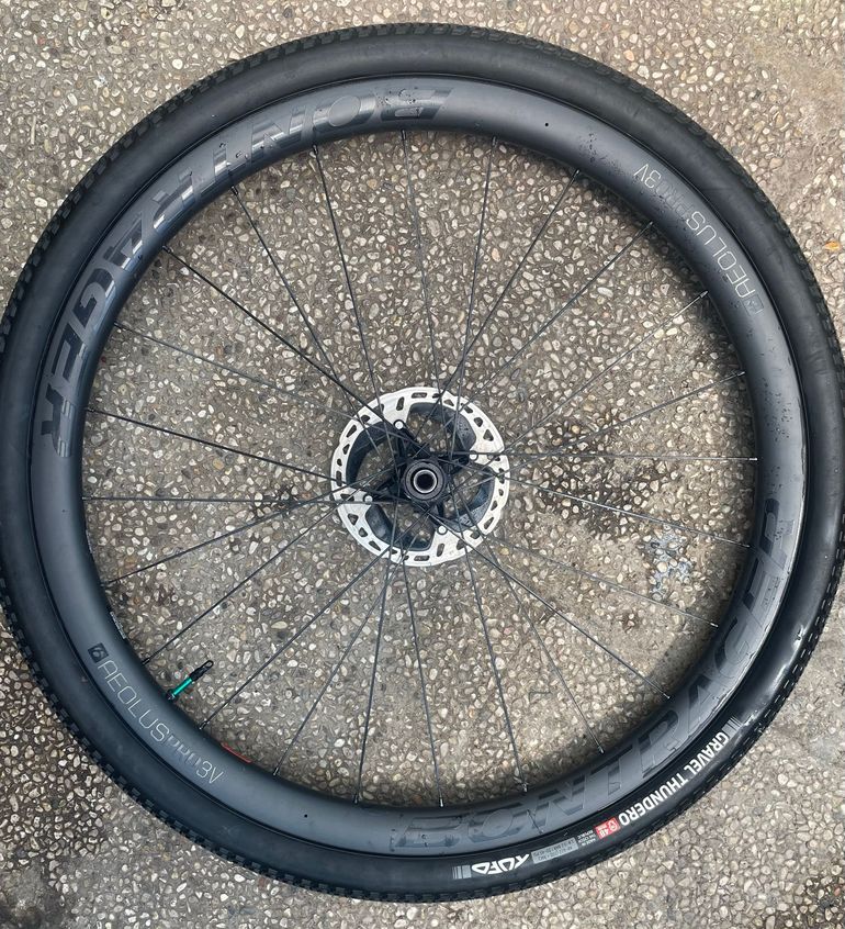 Bontrager Aeolus Pro 3V Wheelset 2022 bike d'occasion — image 3 sur 9