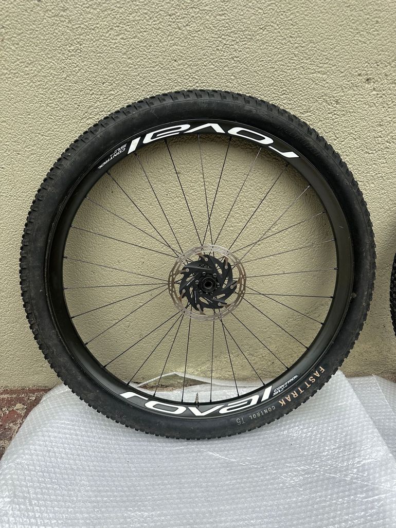 Used Specialized Control SL 350 2023 bike — image 3 of 3