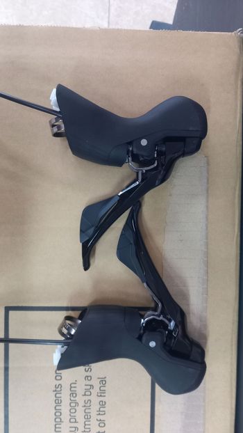 Used Shimano GRX Groupset 2026 bike — image 3 of 15
