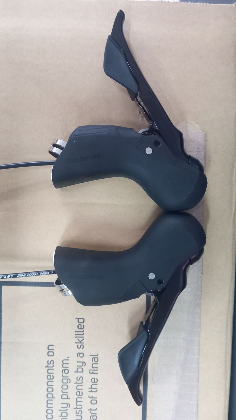Used Shimano GRX Groupset 2026 bike — image 2 of 15