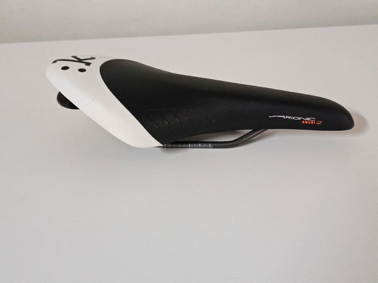 Fizik arione tri2 bike d'occasion — image 2 sur 4
