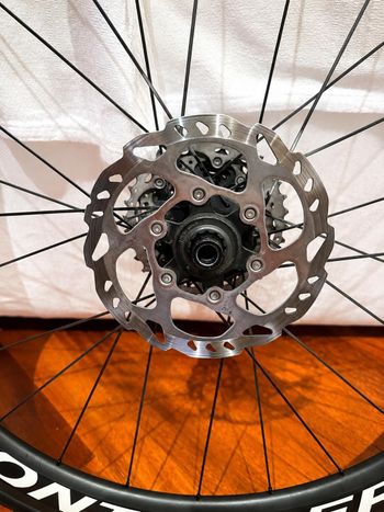 Bontrager 50mm Aeolus Complete Wheels 2024 bike d'occasion — image 2 sur 4