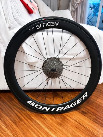 Bontrager 50mm Aeolus Complete Wheels 2024 bike d'occasion