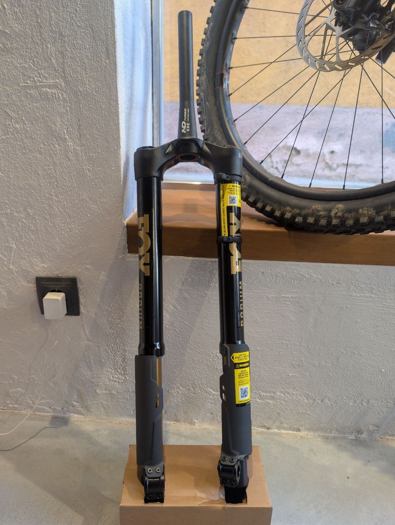 Fox Podium E-Bike Optimized 160mm Fork 2026 bike usato — immagine 5 di 5