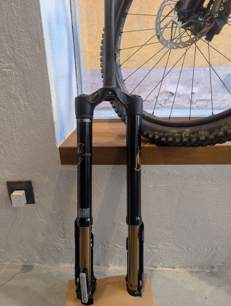 Fox Podium E-Bike Optimized 160mm Fork 2026 bike usato — immagine 1 di 5