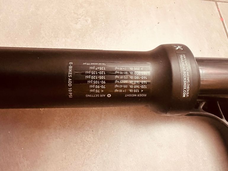 Used RockShox 130 mm 29er Fork bike — image 5 of 6