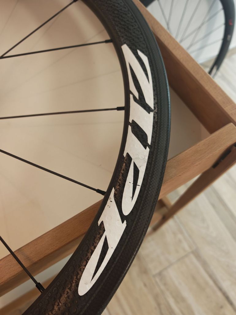 Używany Zipp 303 Firecrest bike — zdjęcie 11 z 12