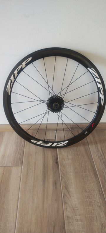 Zipp 303 Firecrest bike d'occasion — image 2 sur 12