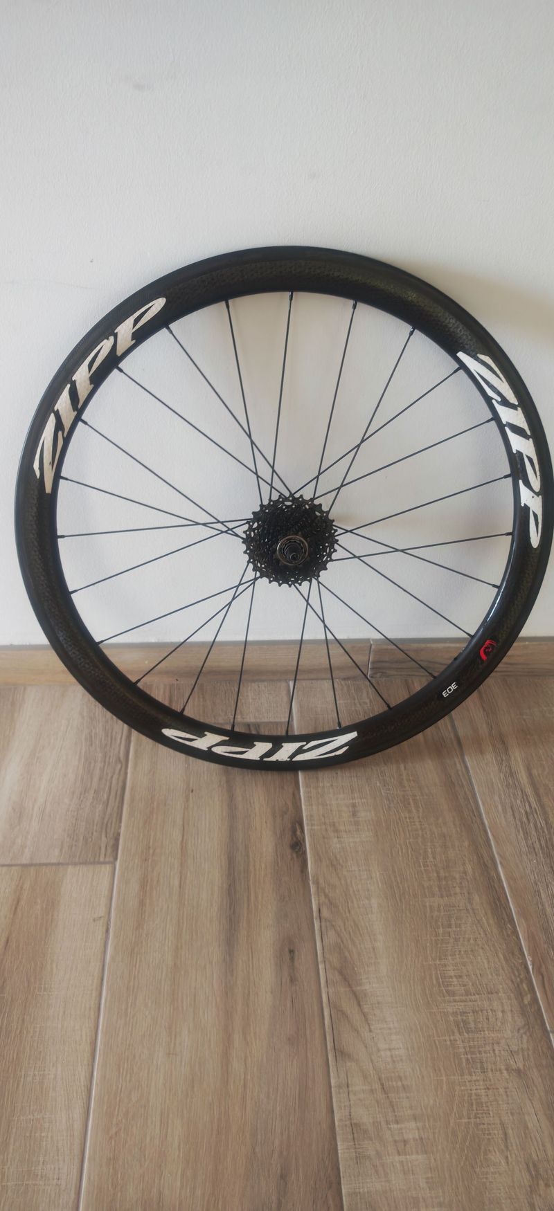 Zipp 303 Firecrest bike d'occasion — image 2 sur 12