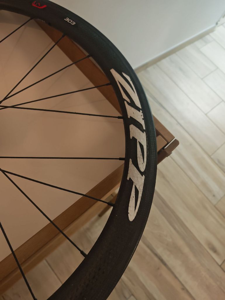 Używany Zipp 303 Firecrest bike — zdjęcie 7 z 12