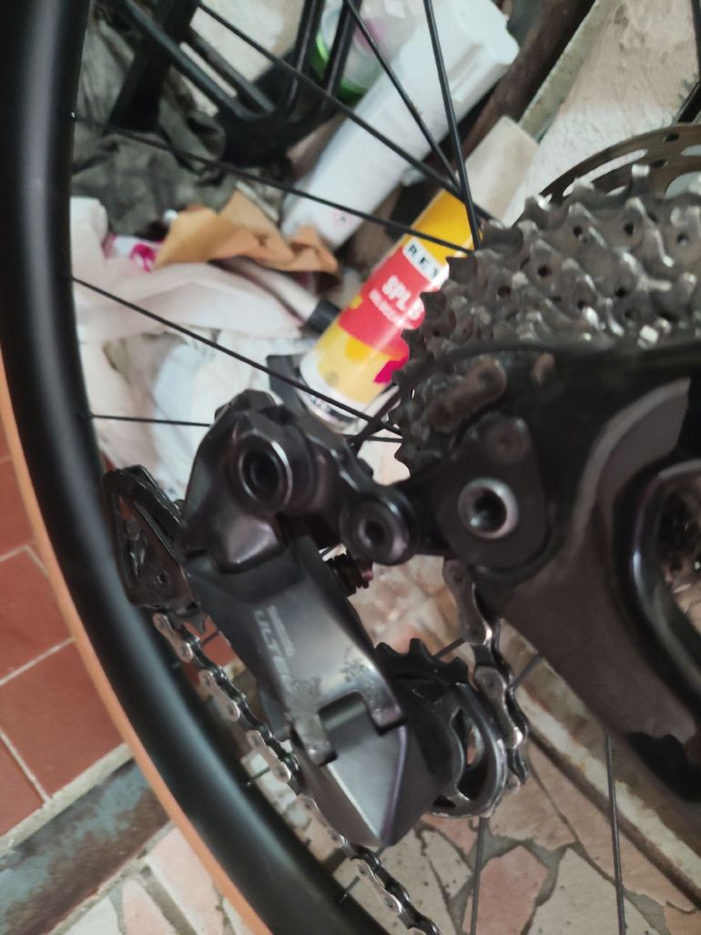Used Shimano Ultegra R8100 12-speed Groupset bike — image 6 of 15