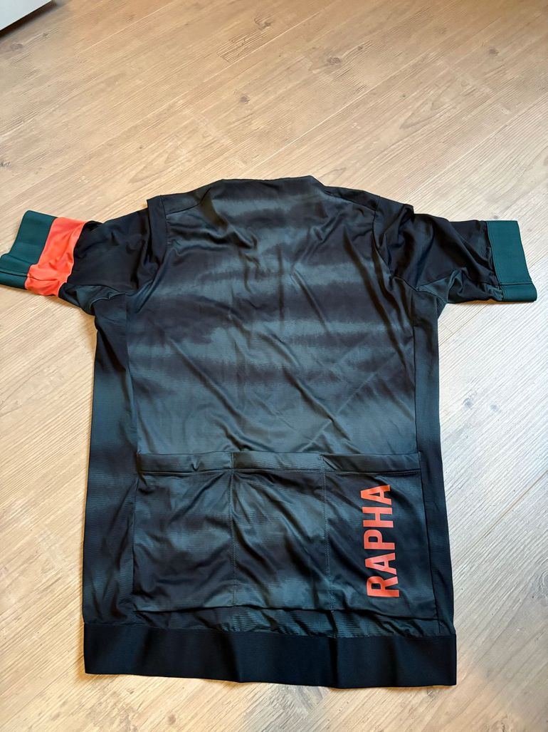 Used Rapha Shirts 2024 bike — image 8 of 12