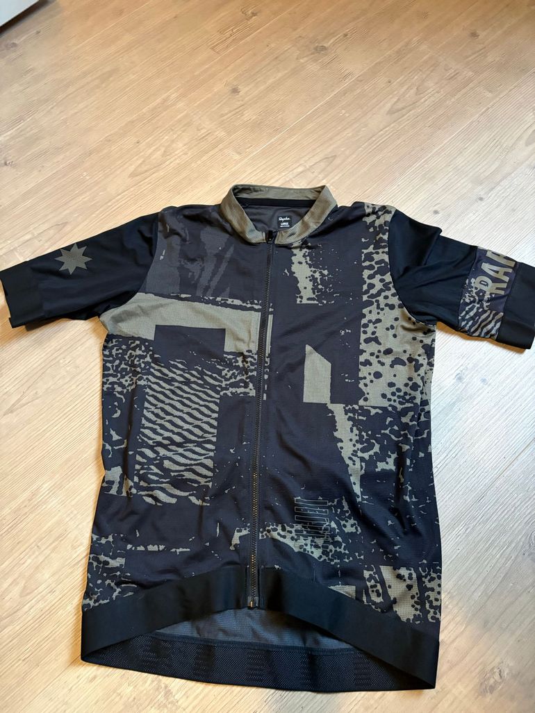 Used Rapha Shirts 2024 bike — image 2 of 12
