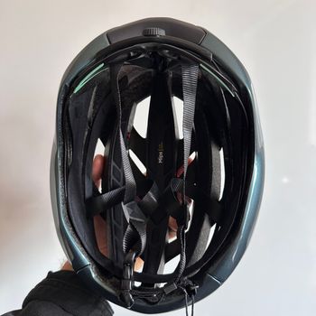Used MET Trenta 3K Carbon MIPS Hyper Teal Helmet Size S bike — image 7 of 9