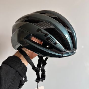 Used MET Trenta 3K Carbon MIPS Hyper Teal Helmet Size S bike — image 2 of 9