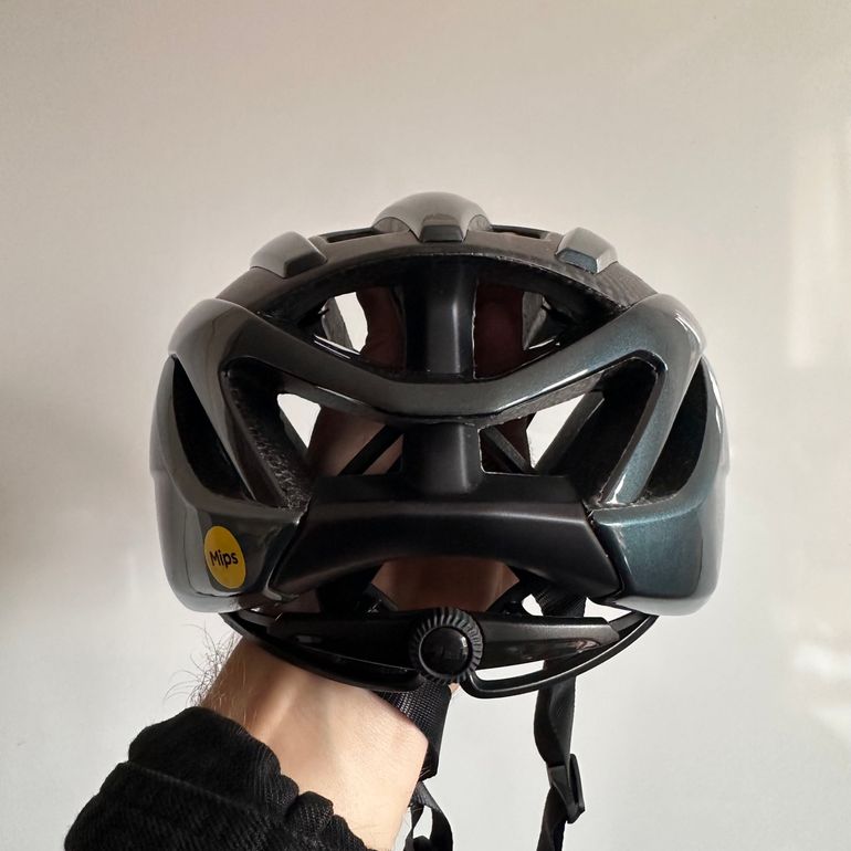 Used MET Trenta 3K Carbon MIPS Hyper Teal Helmet Size S bike — image 5 of 9