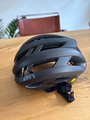 Giro Aries Spherical MIPS Helmet 2023 bike usato — immagine 2 di 5