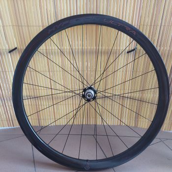 Used Campagnolo Hyperon Ultra Disc Brake Wheelset bike — image 5 of 8