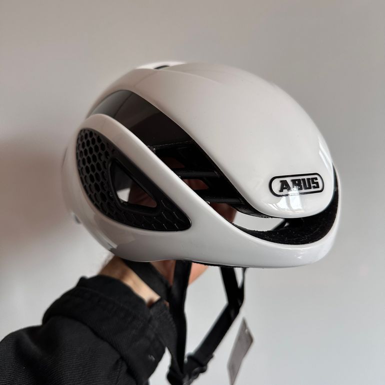 Used ABUS Gamechanger Polar White Helmet size S bike — image 2 of 11
