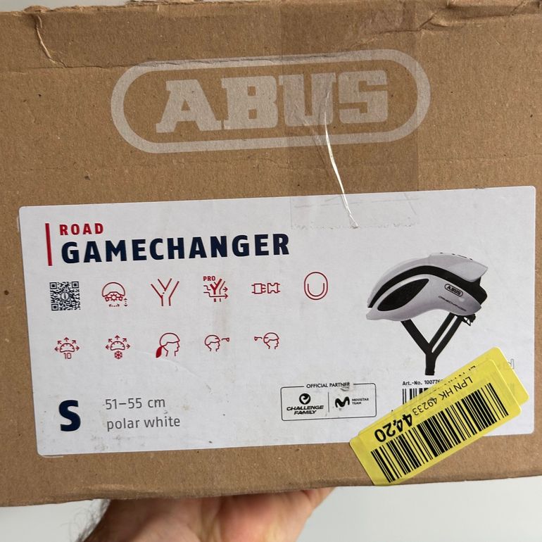 Used ABUS Gamechanger Polar White Helmet size S bike — image 11 of 11
