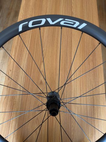 Used Roval Alpinist CLX 2022 bike — image 16 of 26