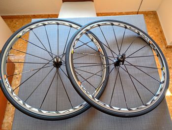 Used Mavic Ksyrium SL Wheelset 2006 bike — image 2 of 6