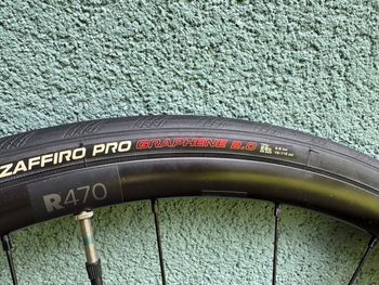 Used Dt Swiss R470 Wheelset bike — image 3 of 3