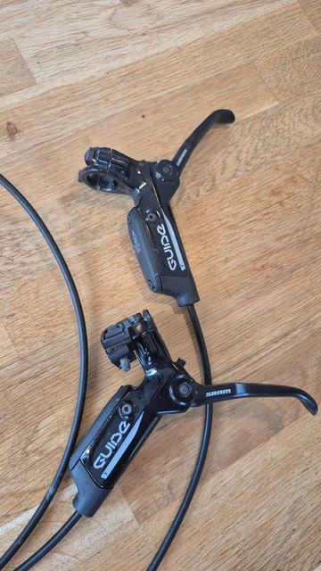 Używany Sram Guide T 2024 bike — zdjęcie 3 z 4