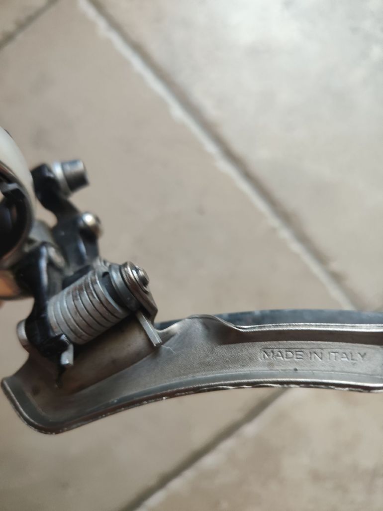 Used Campagnolo Record Titanium 10-speed Short Cage bike — image 7 of 8